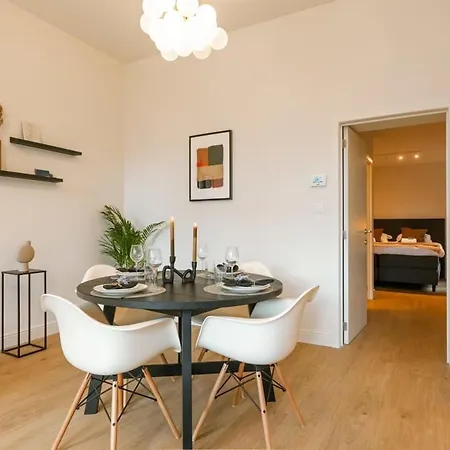 Huswell - Modern Apartment Located At Historical Main Square Antwerp Exterior photo