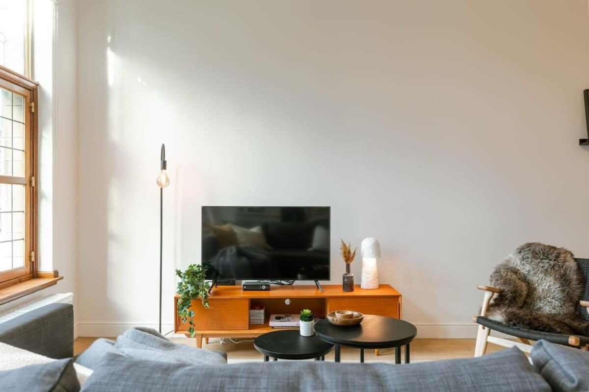 Huswell - Modern Located At Historical Main Square * Anversa